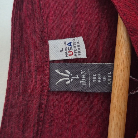 Ibex 100% Zque Wool Henley Long Sleeve Base Layer Red Burgundy Size Large - Picture 4 of 5